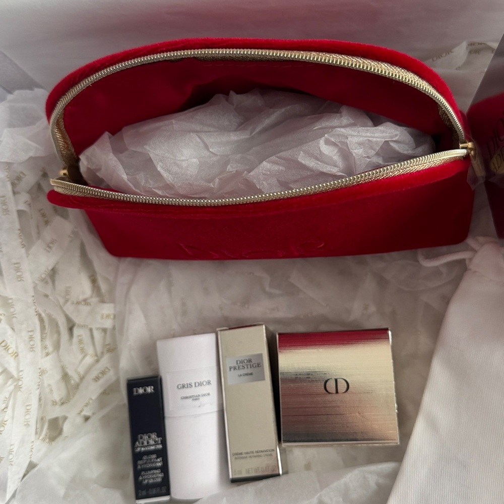 Dior Red pouch, white drawstring and 5 deluxe samples